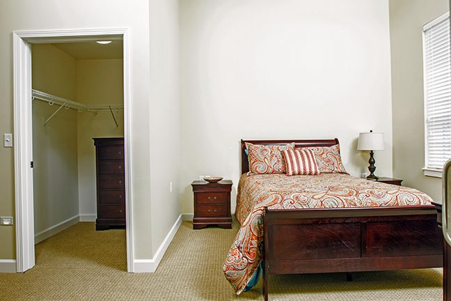 Bethesda Hawthorne Place and Bethesda Oaks bedroom