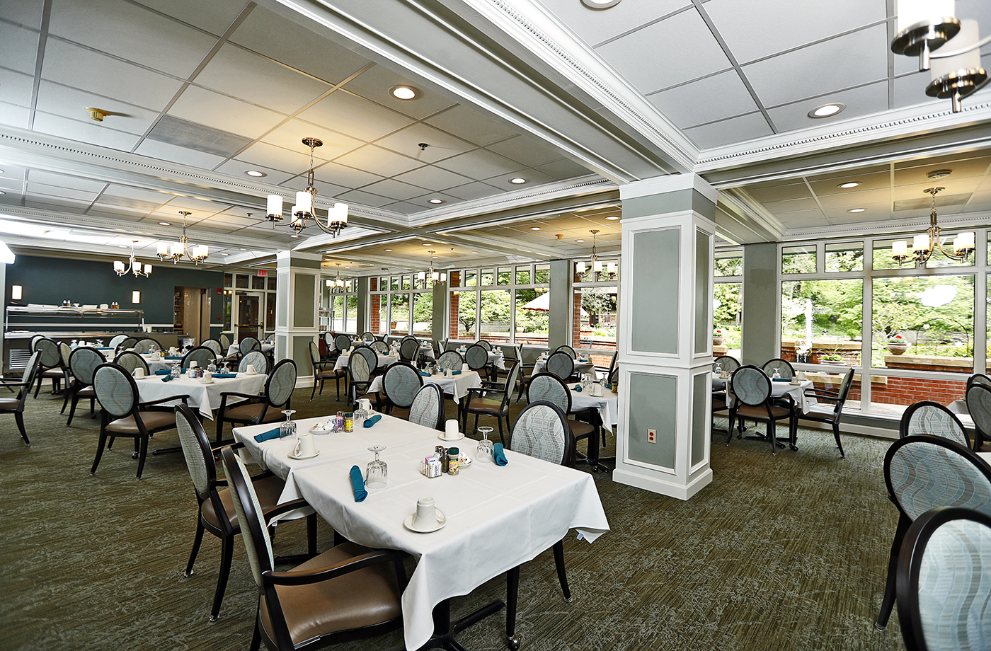 Wide angle of Bethesda Orchard dining room