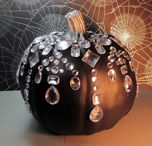 Jewel-Covered Pumpkin Halloween Crafts for Seniors