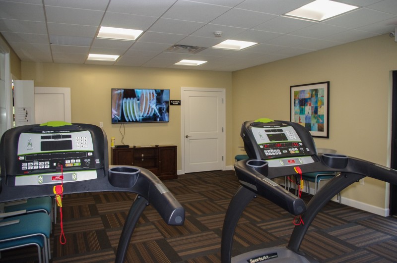 The Oaks at Bethesda treadmills and gym