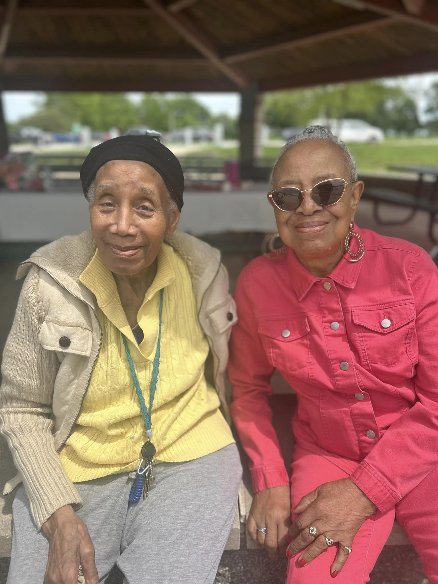 Making friends at your senior living community | Two Village North residents