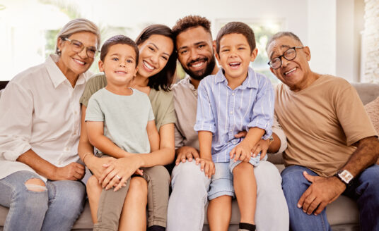 Multigenerational family with knowledge of family medical history